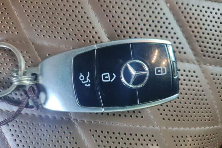 Used Mercedes-Benz Maybach S-Class 2019 S 450 4MATIC Vehicle Key