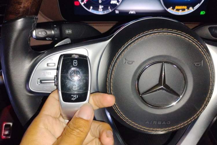 Used Mercedes-Benz Maybach S-Class 2019 Refresh S 450 4MATIC Vehicle Key