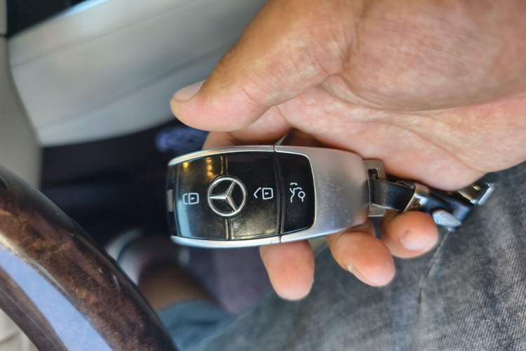 Used Mercedes-Benz Maybach S-Class 2019 Refresh S 450 4MATIC Vehicle Key