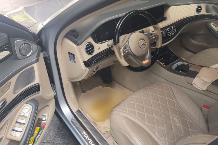Used Mercedes-Benz Maybach S-Class 2019 S 680 Dual-Tone Collector's Edition Driver Seat