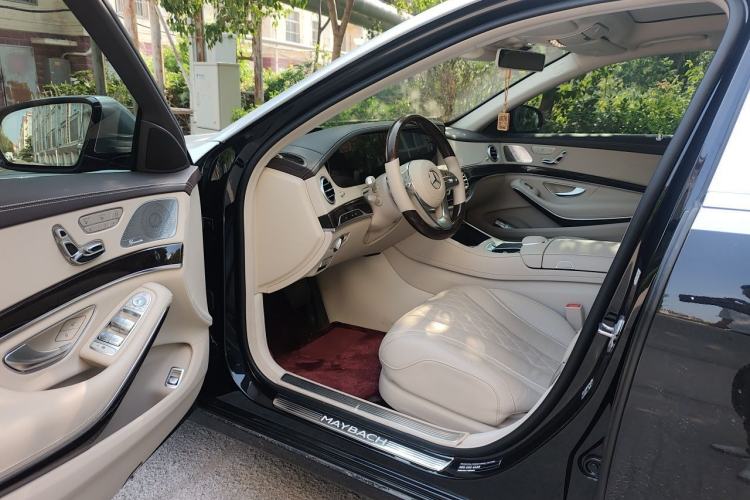 Used Mercedes-Benz Maybach S-Class 2019 S 450 4MATIC Driver Seat