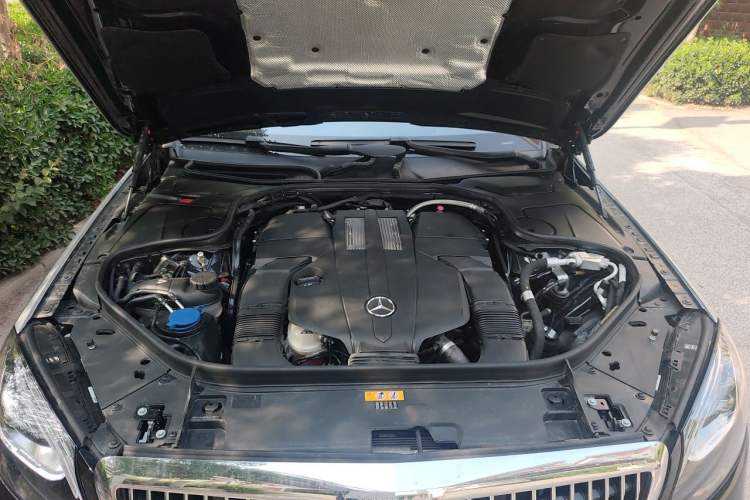 Used Mercedes-Benz Maybach S-Class 2019 S 450 4MATIC Engine Bay