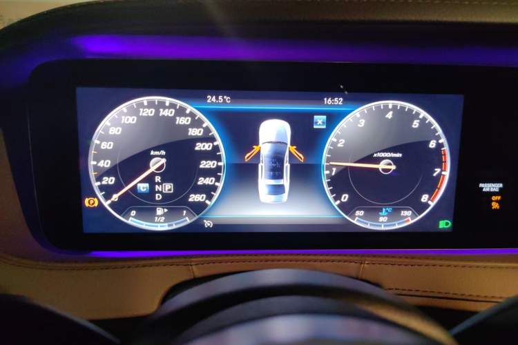Used Mercedes-Benz Maybach S-Class 2019 Refresh S 450 4MATIC Instrument Cluster