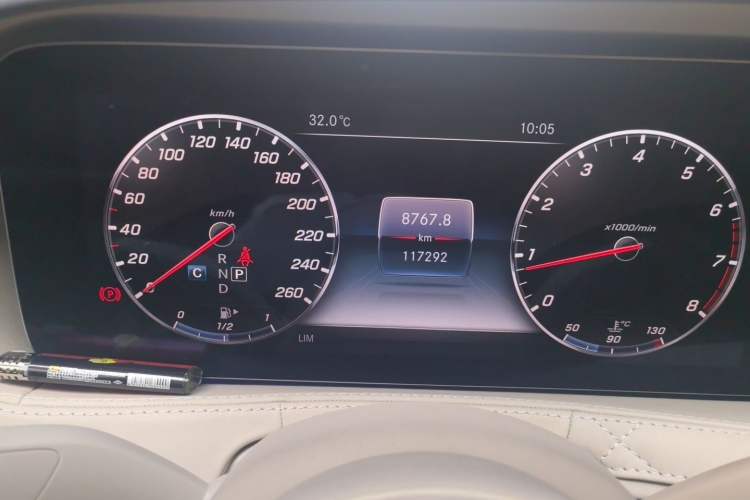 Used Mercedes-Benz Maybach S-Class 2019 S 680 Dual-Tone Collector's Edition Odometer Close Up