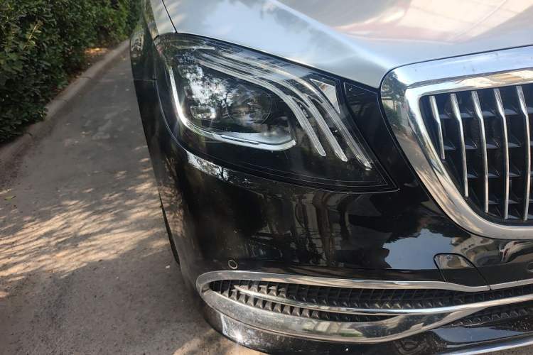 Used Mercedes-Benz Maybach S-Class 2019 S 450 4MATIC Right Front Headlight