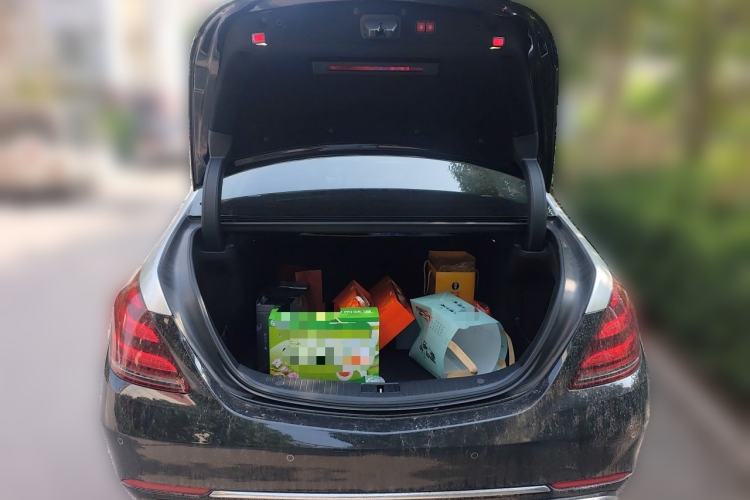 Used Mercedes-Benz Maybach S-Class 2019 S 450 4MATIC Trunk