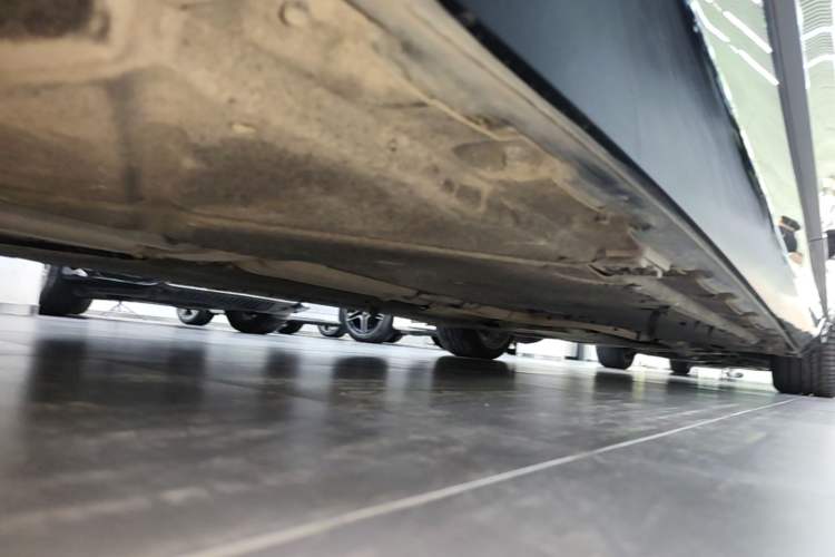 Used Mercedes-Benz Maybach S-Class 2020 S 450 4MATIC Collector's Edition Chassis Rear Right