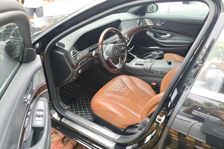 Used Mercedes-Benz Maybach S-Class 2020 S 450 4MATIC Collector's Edition Driver Seat