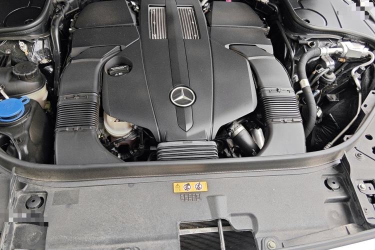 Used Mercedes-Benz Maybach S-Class 2020 S 450 4MATIC Engine Bay
