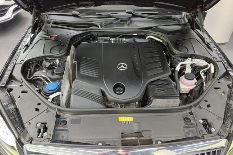 Used Mercedes-Benz Maybach S-Class 2020 S 450 4MATIC Collector's Edition Engine Bay
