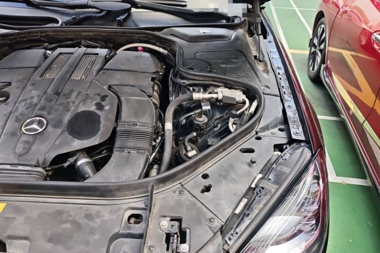 Used Mercedes-Benz Maybach S-Class 2020 S 450 4MATIC Engine Bay Left