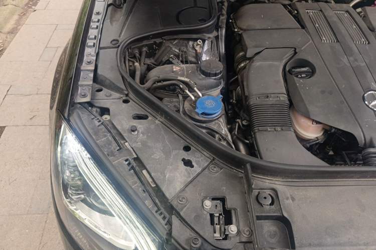 Used Mercedes-Benz Maybach S-Class 2020 S 450 4MATIC Engine Bay Right