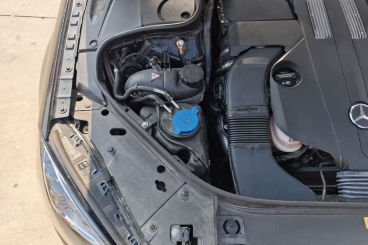 Used Mercedes-Benz Maybach S-Class 2020 S 450 4MATIC Engine Bay Right
