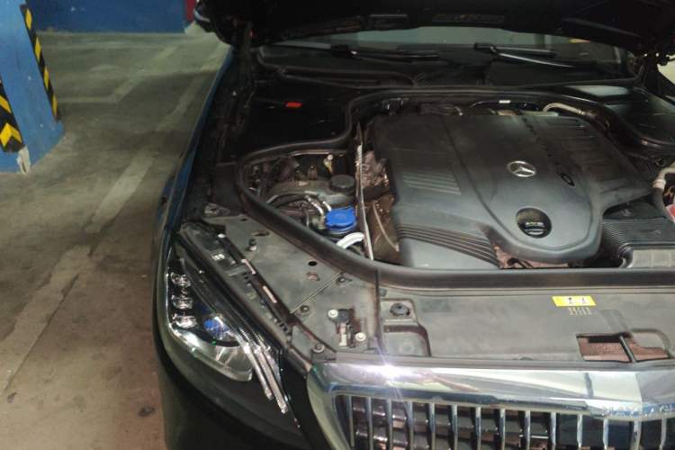 Used Mercedes-Benz Maybach S-Class 2020 S 450 4MATIC Collector's Edition Engine Bay Right