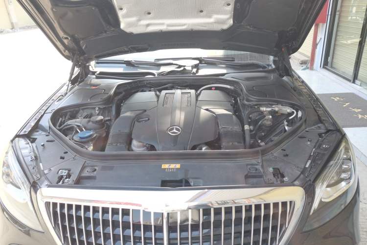 Used Mercedes-Benz Maybach S-Class 2020 S 450 4MATIC Engine Bay
