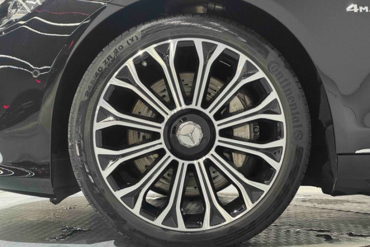 Used Mercedes-Benz Maybach S-Class 2020 S 450 4MATIC Collector's Edition Exterior 2