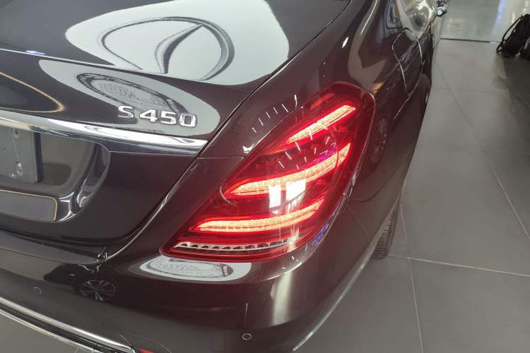 Used Mercedes-Benz Maybach S-Class 2020 S 450 4MATIC Collector's Edition Exterior 6