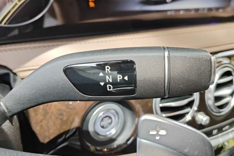 Used Mercedes-Benz Maybach S-Class 2020 S 450 4MATIC Gear Lever