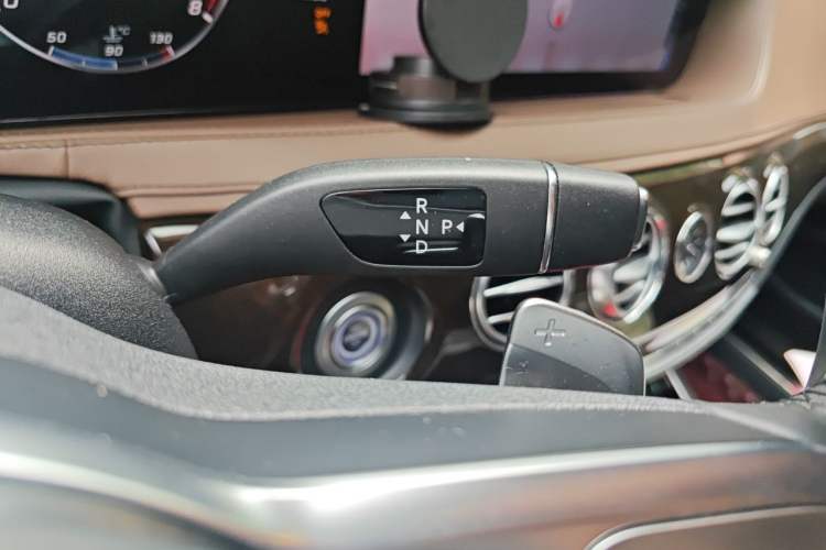 Used Mercedes-Benz Maybach S-Class 2020 S 450 4MATIC Gear Lever