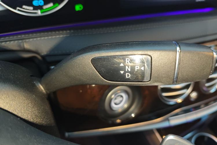 Used Mercedes-Benz Maybach S-Class 2020 S 450 4MATIC Collector's Edition Gear Lever