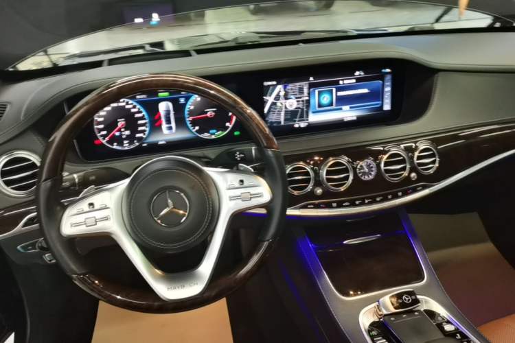 Used Mercedes-Benz Maybach S-Class 2020 S 450 4MATIC Collector's Edition Gear Lever
