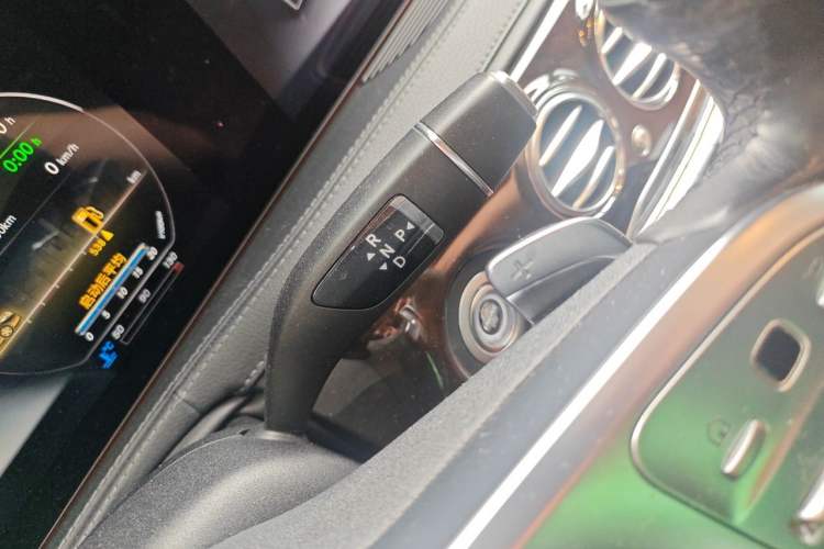 Used Mercedes-Benz Maybach S-Class 2020 S 450 4MATIC Collector's Edition Gear Lever