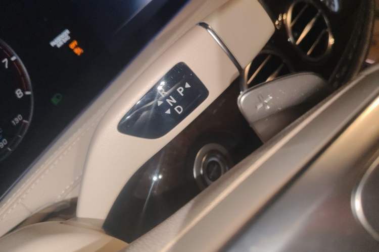 Used Mercedes-Benz Maybach S-Class 2020 S 450 4MATIC Gear Lever
