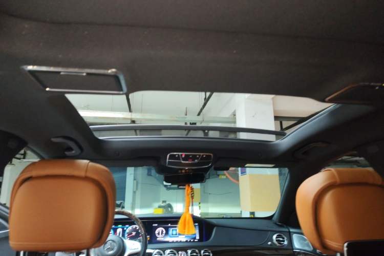 Used Mercedes-Benz Maybach S-Class 2020 S 450 4MATIC Collector's Edition Headliner