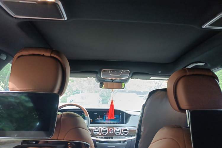 Used Mercedes-Benz Maybach S-Class 2020 S 450 4MATIC Collector's Edition Headliner