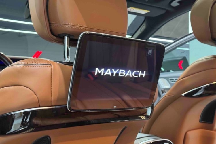 Used Mercedes-Benz Maybach S-Class 2020 S 450 4MATIC Collector's Edition Interior 1