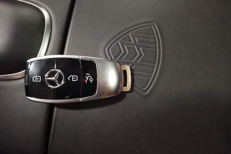 Used Mercedes-Benz Maybach S-Class 2020 S 450 4MATIC Interior 1