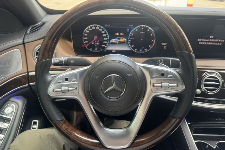 Used Mercedes-Benz Maybach S-Class 2020 S 450 4MATIC Interior 1