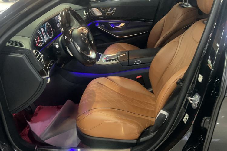 Used Mercedes-Benz Maybach S-Class 2020 S 450 4MATIC Collector's Edition Interior 1