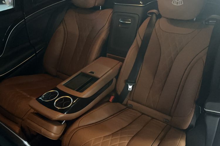 Used Mercedes-Benz Maybach S-Class 2020 S 450 4MATIC Collector's Edition Interior 1
