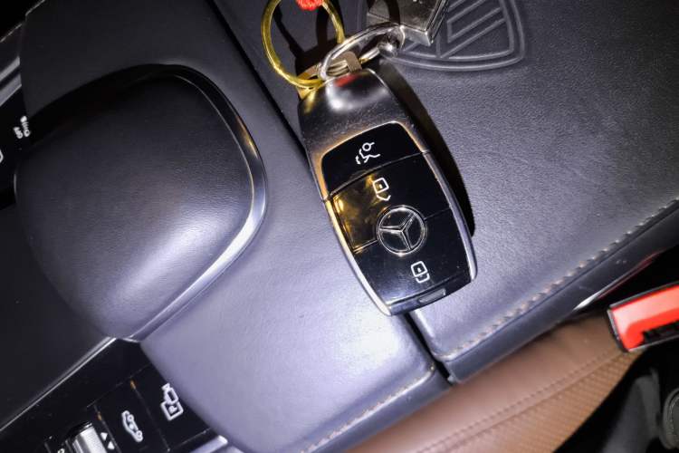 Used Mercedes-Benz Maybach S-Class 2020 S 450 4MATIC Interior 1