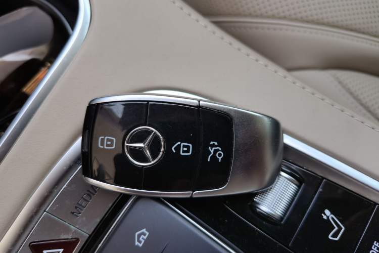 Used Mercedes-Benz Maybach S-Class 2020 S 450 4MATIC Interior 1