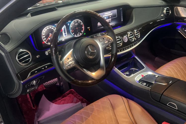Used Mercedes-Benz Maybach S-Class 2020 S 450 4MATIC Collector's Edition Interior 2