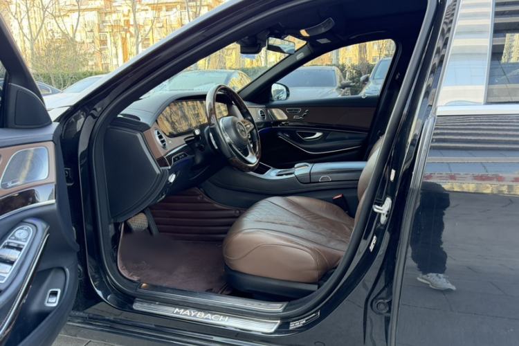 Used Mercedes-Benz Maybach S-Class 2020 S 450 4MATIC Interior 2