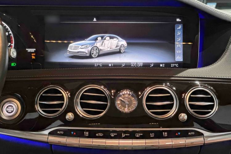 Used Mercedes-Benz Maybach S-Class 2020 S 450 4MATIC Collector's Edition Interior 3