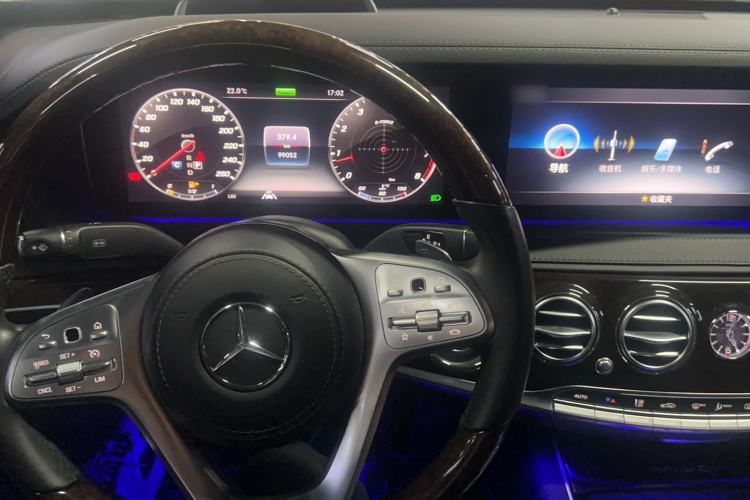 Used Mercedes-Benz Maybach S-Class 2020 S 450 4MATIC Collector's Edition Interior 3