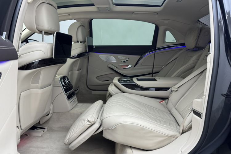 Used Mercedes-Benz Maybach S-Class 2020 S 450 4MATIC Interior 3