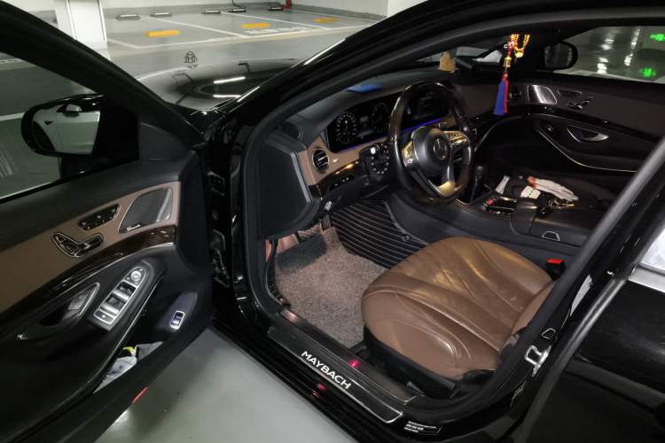 Used Mercedes-Benz Maybach S-Class 2020 S 450 4MATIC Interior 3