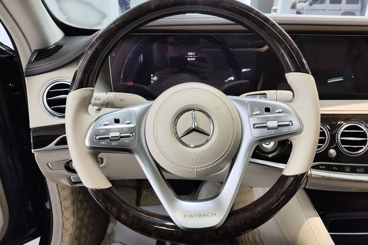 Used Mercedes-Benz Maybach S-Class 2020 S 450 4MATIC Interior 3