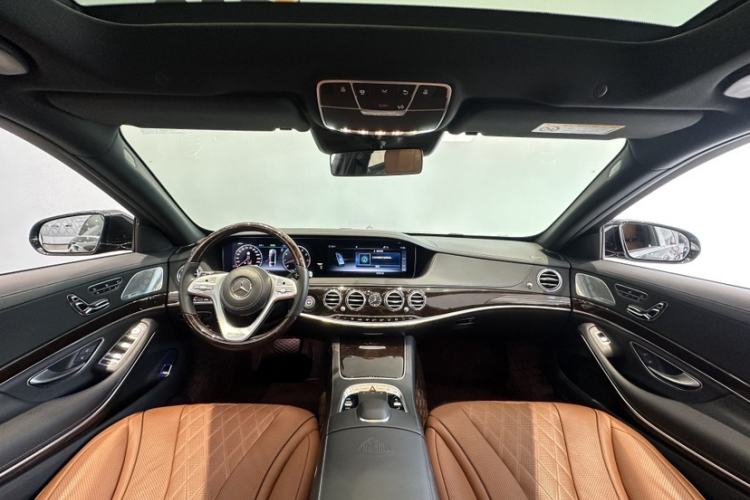 Used Mercedes-Benz Maybach S-Class 2020 S 450 4MATIC Collector's Edition Interior 3