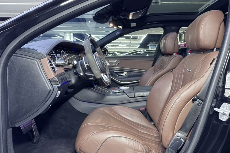 Used Mercedes-Benz Maybach S-Class 2020 S 450 4MATIC Collector's Edition Interior 4