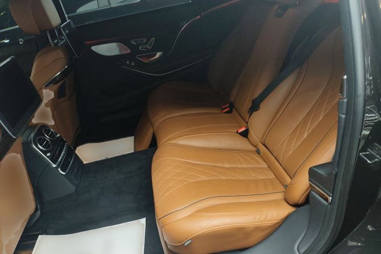 Used Mercedes-Benz Maybach S-Class 2020 S 450 4MATIC Collector's Edition Interior 4