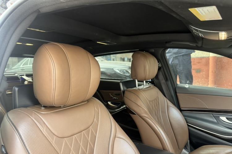 Used Mercedes-Benz Maybach S-Class 2020 S 450 4MATIC Interior 5