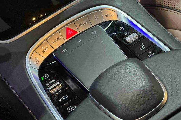 Used Mercedes-Benz Maybach S-Class 2020 S 450 4MATIC Interior 6