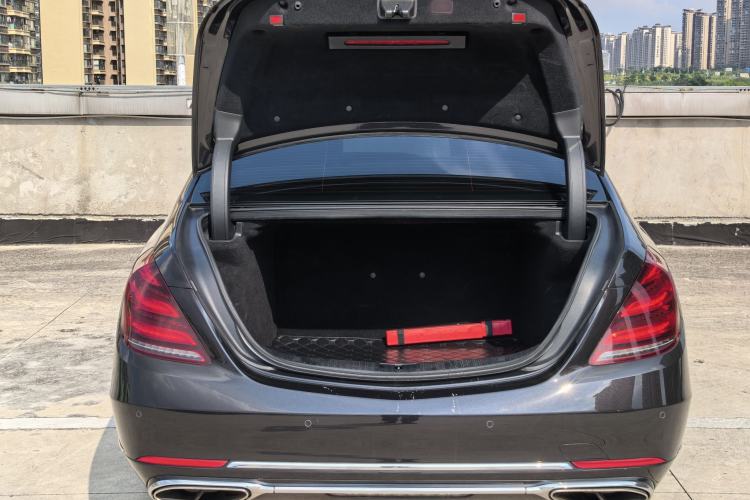 Used Mercedes-Benz Maybach S-Class 2020 S 450 4MATIC Collector's Edition Interior 7