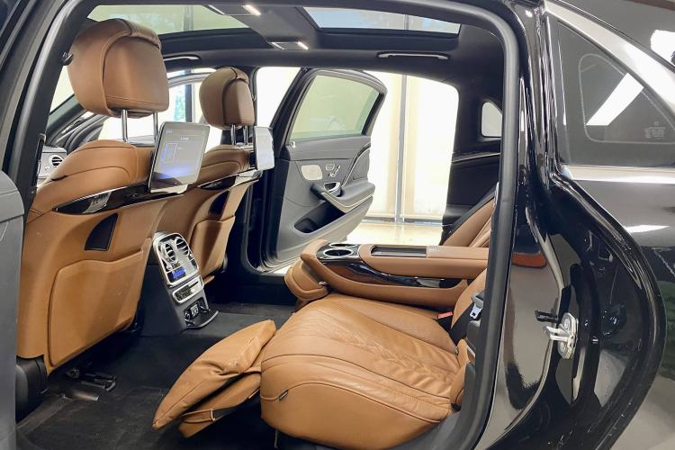 Used Mercedes-Benz Maybach S-Class 2020 S 450 4MATIC Collector's Edition Interior 7